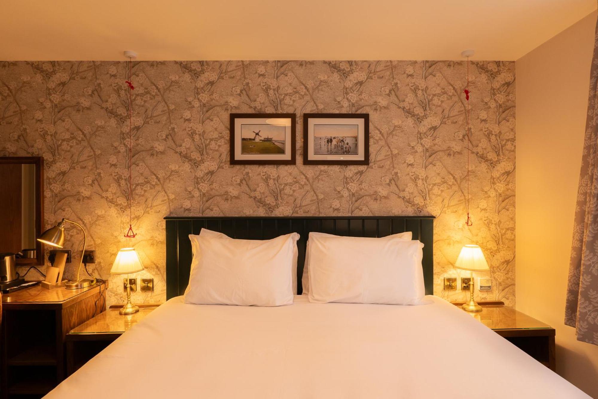 Offshore - The Inn Collection Group Lytham St Annes Exteriör bild